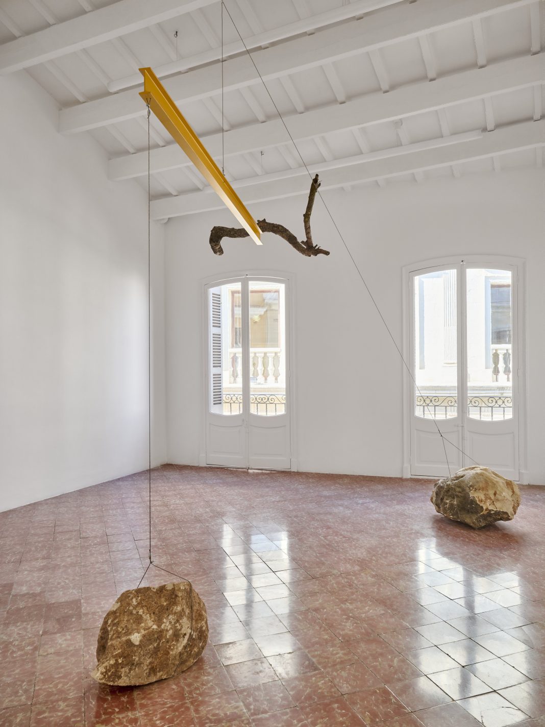 José Dávila – ‘Ensayo de permanencia’https://www.exibart.es/repository/media/2025/07/AlbarranBourdais_Menorca_JoseDavila_Daniel_Schäfer_053-1068x1424.jpg