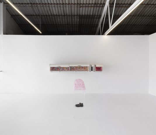 Esther Merinero extiende los límites de la percepción en ‘OUTSTRETCHED’, su exposición en EX (L’Hospitalet)