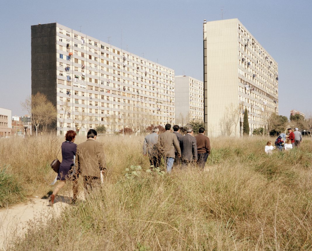 ‘Icono, nación y ciudadanía. Fotografía española  en la Colección Foto Colectania’https://www.exibart.es/repository/media/2025/07/Xavier-Ribas-1-1068x860.jpg