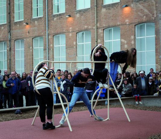 EN RESIDÈNCIA 2025-2026: cartografía viva entre arte y educación