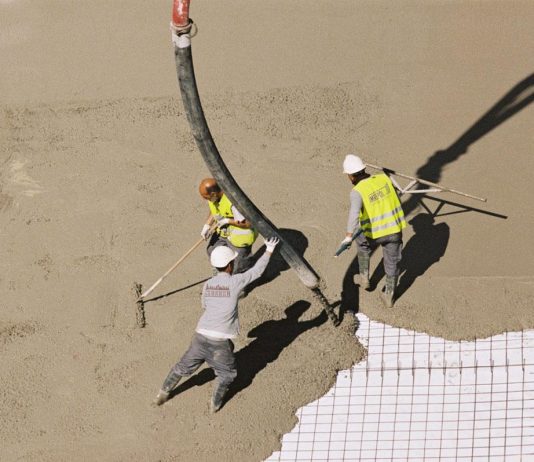Lluís Tudela presenta ‘Esquerda a través’ en La Casa Elizalde (Barcelona)