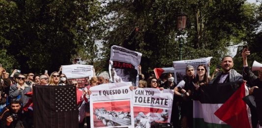 La Biennale di Venezia ante el espejo: el debate por la exclusión de Israel y la responsabilidad política del arte