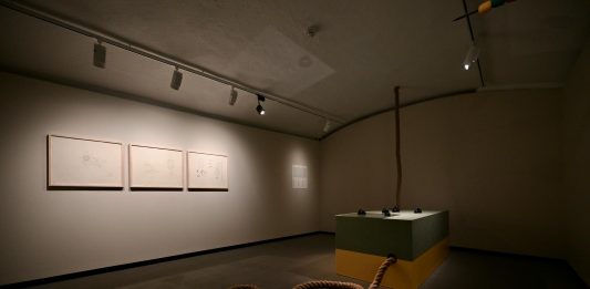 ‘Concierto económico’ de Oier Etxeberria en La Virreina Centre de la Imatge (Barcelona)