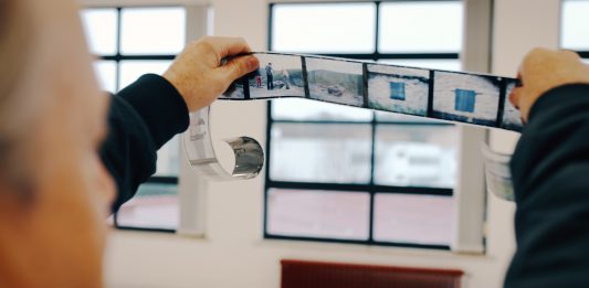 VI Programa de Residencias Artísticas del Centro de Arte FMJJ, la Universidade da Coruña y NORMAL