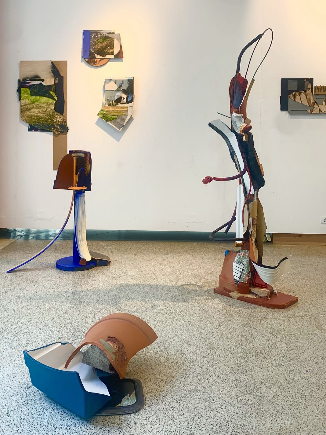 Miren Doiz — ‘Algunas posibilidades (a partir de basura y simulacro)’https://www.exibart.es/repository/media/2026/04/Miren_Doiz_VISTA_PIEZAS-1068x1424.jpeg