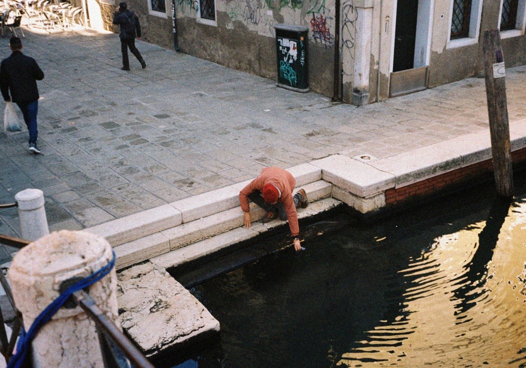 Fermín Jiménez Landa — ‘Escarcha y vaho’https://www.exibart.es/repository/media/2026/06/Escarcha.jpg