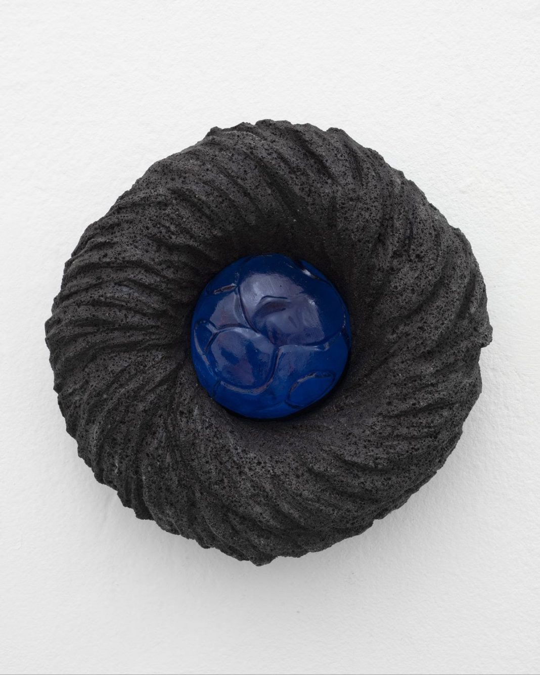 Romeo Gómez López — ‘Tierno es el día que los demonios se alejan’https://www.exibart.es/repository/media/2026/06/unnamed-6-1068x1335.jpg