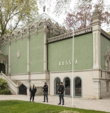 La Unión Europea se apresta a suspender el financiamiento para La Biennale di Venezia