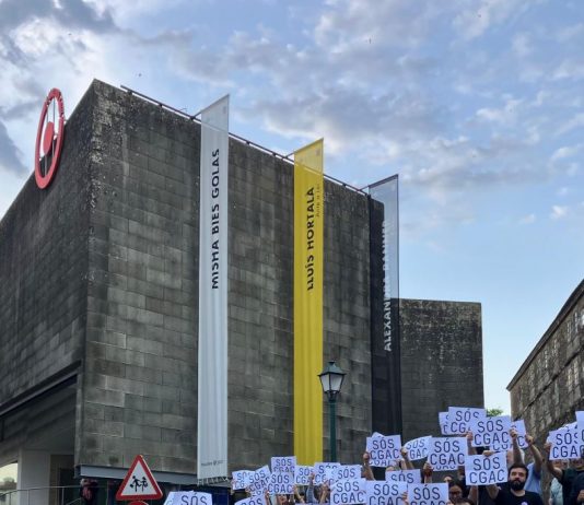 El conflicto por la dirección del CGAC entra en una nueva fase con un recurso de las principales asociaciones del sector