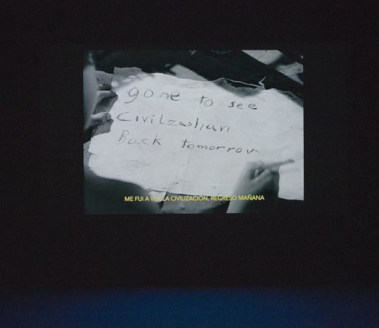 Eli Cortiñas – ‘La máquina sueña con humo’