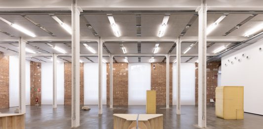 La Fabra Centre d’Art Contemporani (Barcelona) presenta las exposiciones de Nora Aurrekoetxea y Randa Maroufi