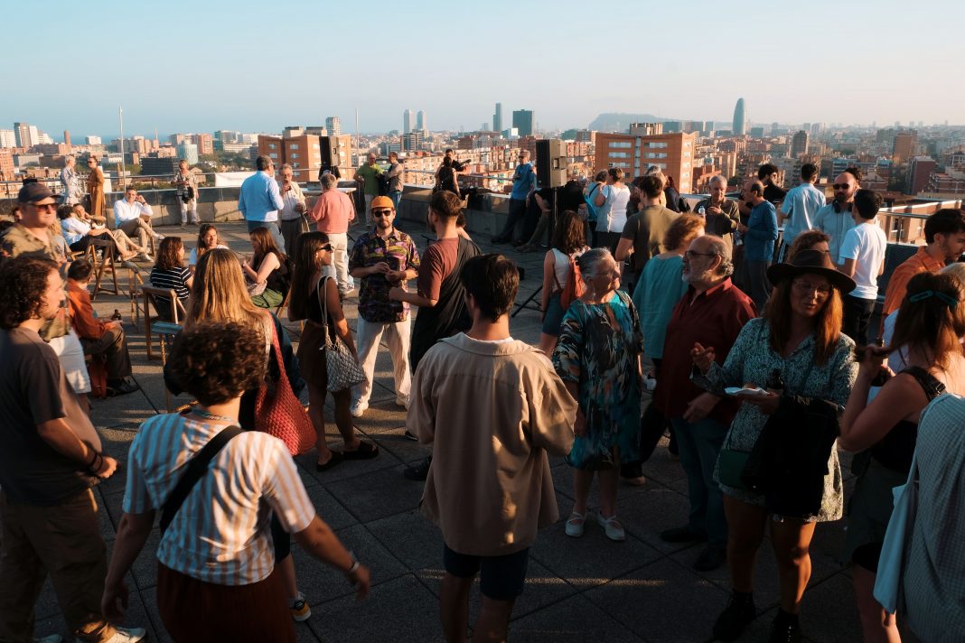 ‘Piramidón Sunset-Fest’https://www.exibart.es/repository/media/formidable/11/img/3a8/4-1068x712.jpg
