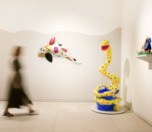 Opera Gallery (Madrid) celebra el verano con obras de Almodóvar, Saint Phalle y Navarro Baldeweg