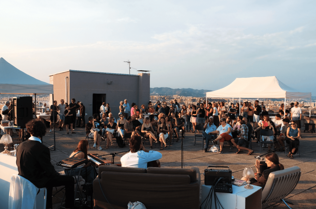 Piramidón Sunset-Festhttps://www.exibart.es/repository/media/formidable/11/img/61f/1-1068x705.png