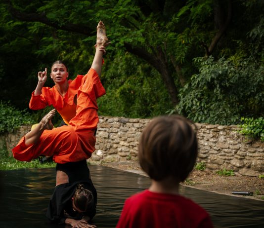 Alena & Alina Krutskikh – Performance ‘El Creador’