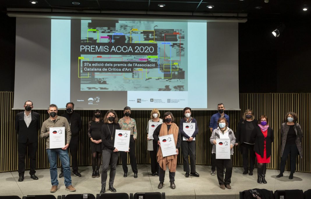 Entrega de los Premis ACCAhttps://www.exibart.es/repository/media/formidable/11/img/907/Fotografia-final-Premis-2020-21-C-Marc-Llibre-Roig-scaled-1-2048x1310-1-1068x683.jpg