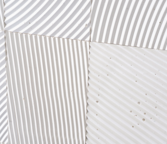 Odysseas Yiannikouris – ‘Una hora más de luz’