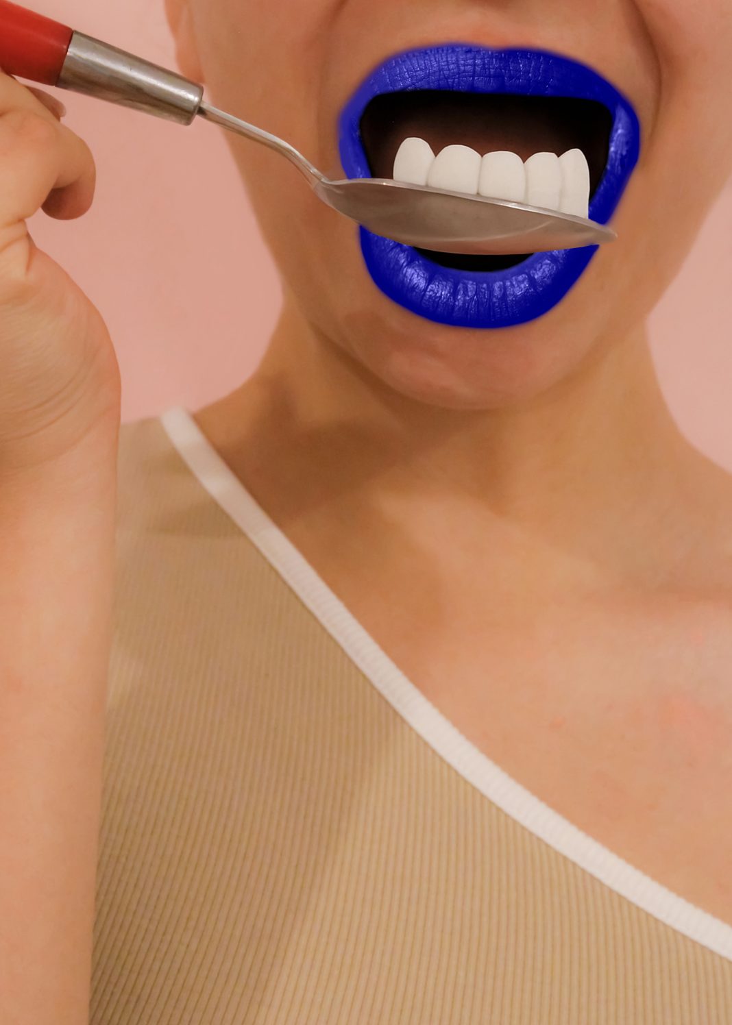 Exposición colectiva – ‘Sumnium’https://www.exibart.es/repository/media/formidable/11/img/f63/maria-jose-pastran-foto-1068x1496.jpg