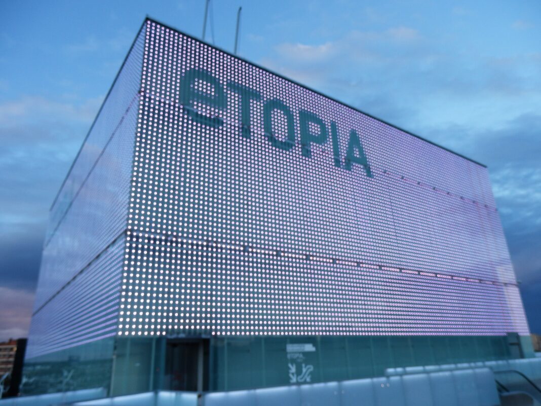 Etopia. Centro de Arte y Tecnología